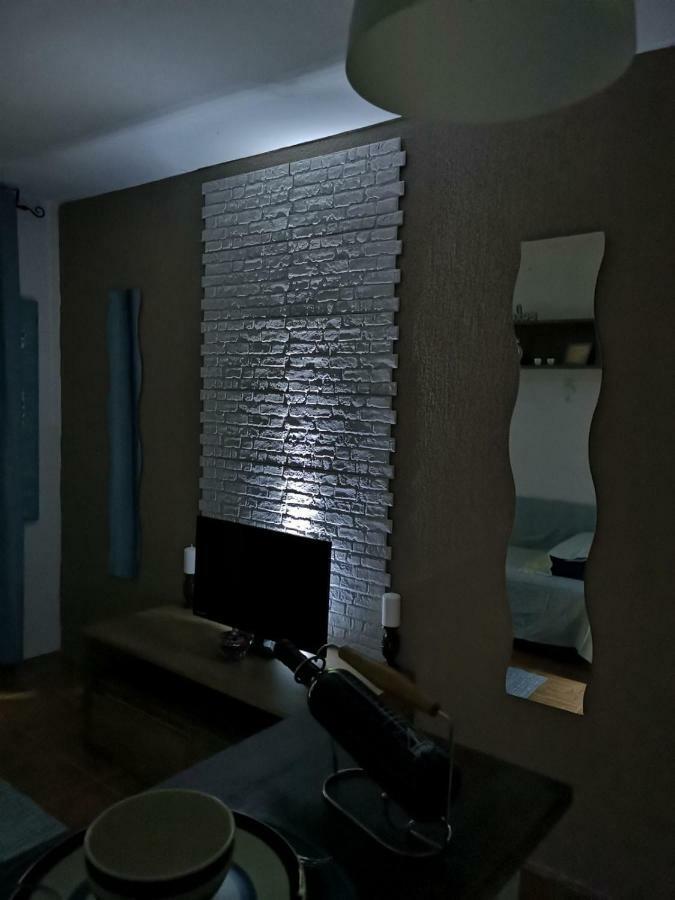 Apartmani Sarm Vir Exterior foto